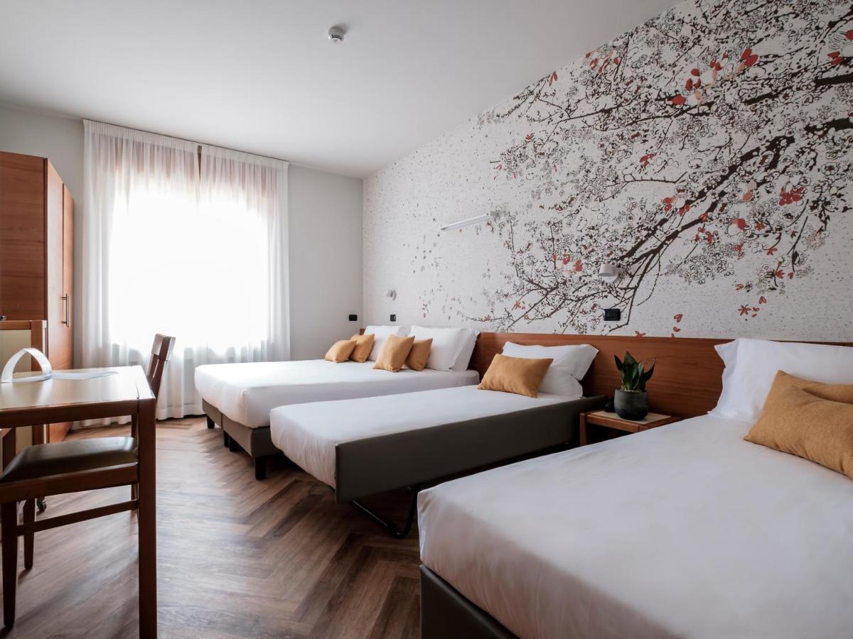 Hotel Lory Forlì Extérieur photo