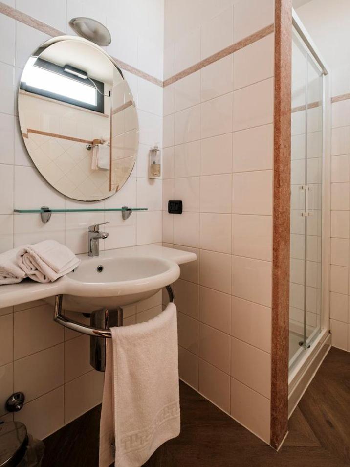 Hotel Lory Forlì Extérieur photo